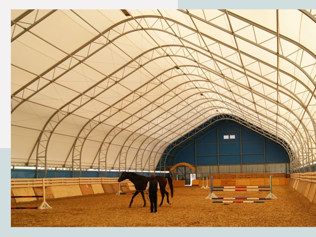 Строительство конных манежей в Шумерле