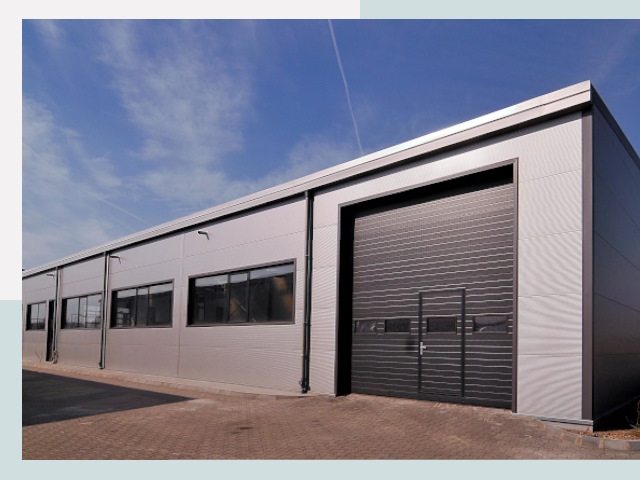 Быстровозводимые склады от СтальСтрой-Шмр по цене 652 руб.